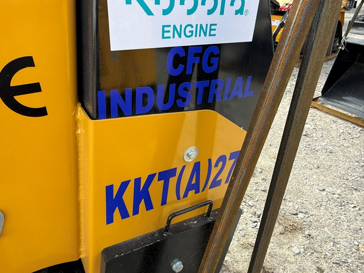 #77-•-unused-cfg-kkta27-stand-on-tracked-loader-kkta272025l110878-inv#-35713-image-7