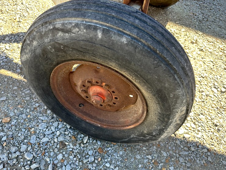 #35811-•-22'-header-wagon-image-6