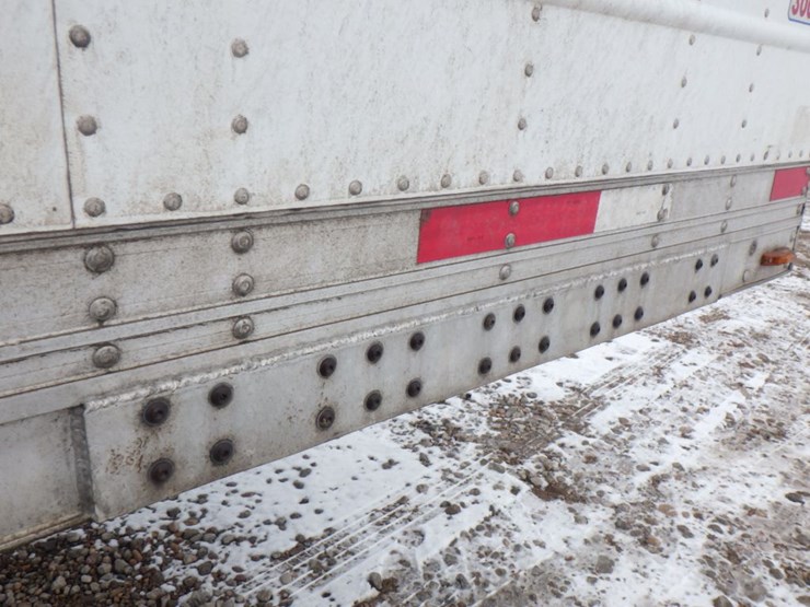 2011-utility-3000r-image-5