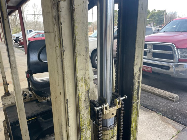 clark-tw25b-image-17