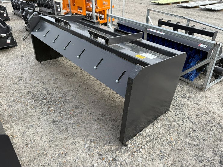 #2093-•-unused-jct-7'-skid-steer-pusher-boxinv#-36007-image-3