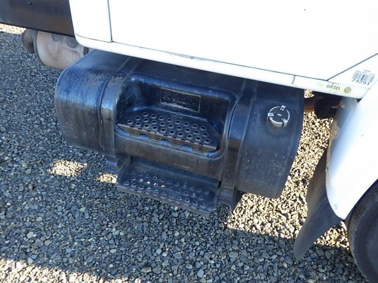 2000-international-4700-image-13