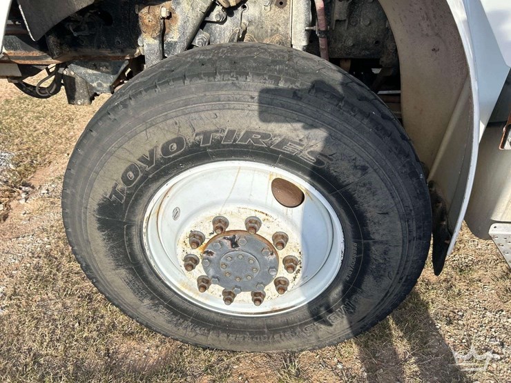 2013-freightliner-m2-106-altec-ta45m-44ft.-insulated-bucket-truck-image-34