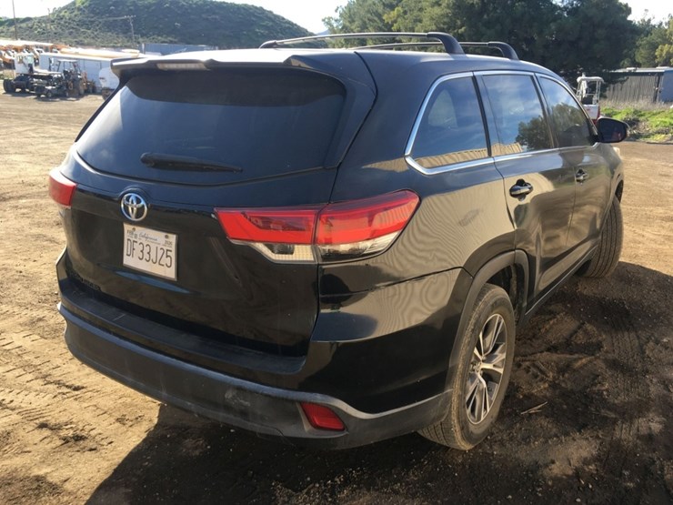 2019-toyota-highlander-image-3
