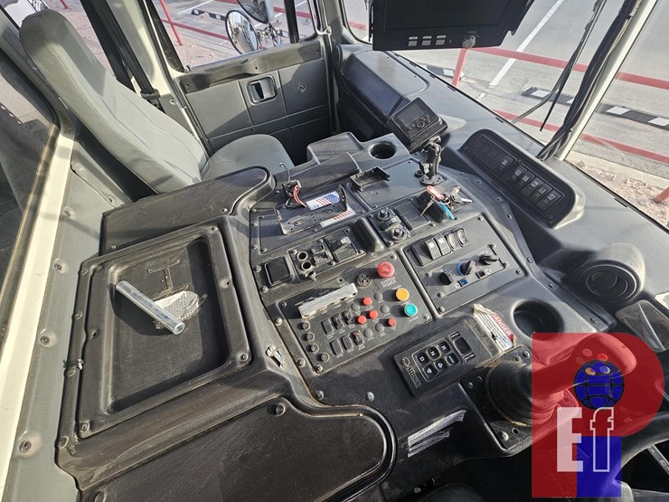 2017-autocar-xpeditor-image-15