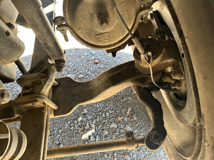 1998-volvo-vn-image-23