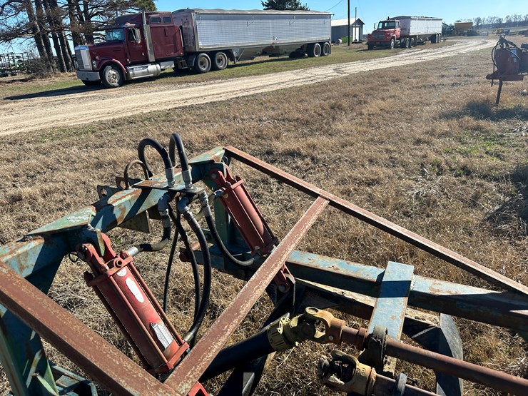 #35276-•-levee-trencher-image-8