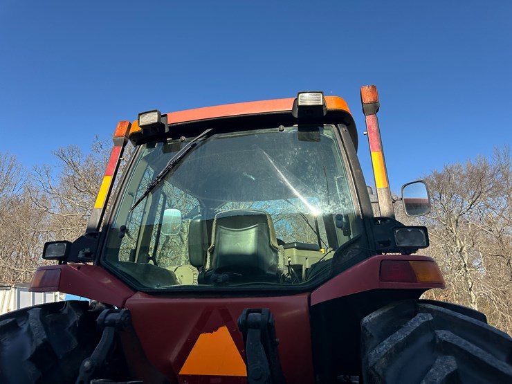 #35799-•-2004-case-mx285-tractor-image-47