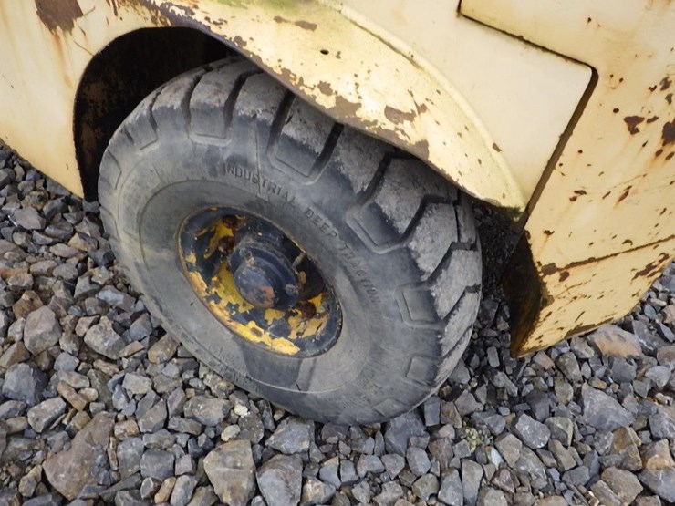 baker-fjf-060-m05-forklift-image-19