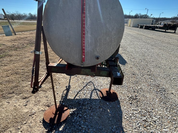 #37630-•-10'-200-gallon-3pt-sprayer-image-4