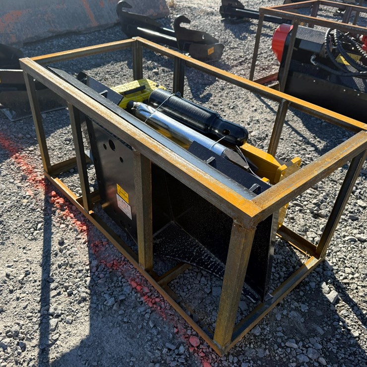 #22795 • Unused AGT SSHH680 Skid Steer Hydraulic Breaker SSHH68025111502D