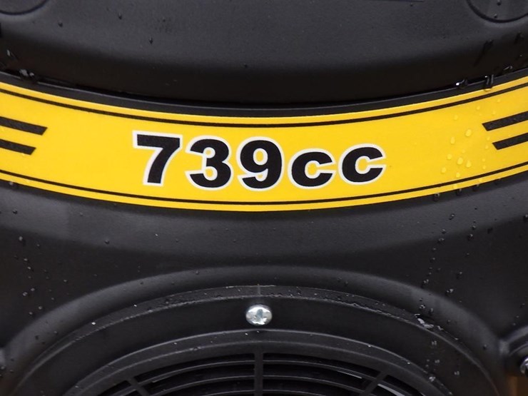 2025-agt-mx-crt23-skid-steer-tracked-loader-image-10