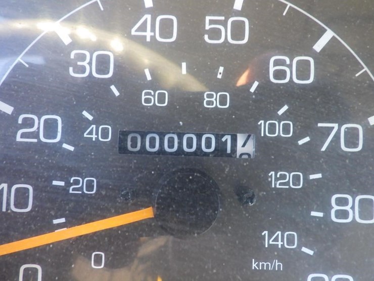 2000-mitsubishi-12'-s/a-hook-truck-image-27