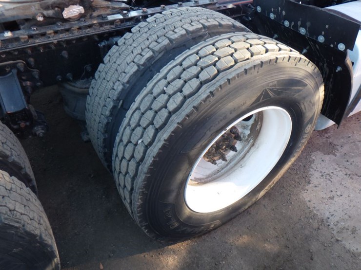 2020-mack-an64t-image-5