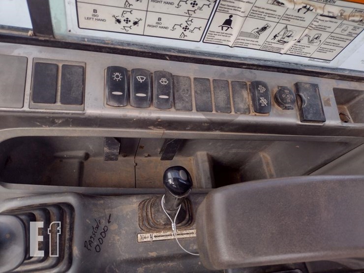 2014-bobcat-e85-image-11