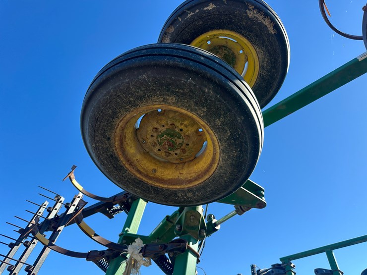 john-deere-27-image-20