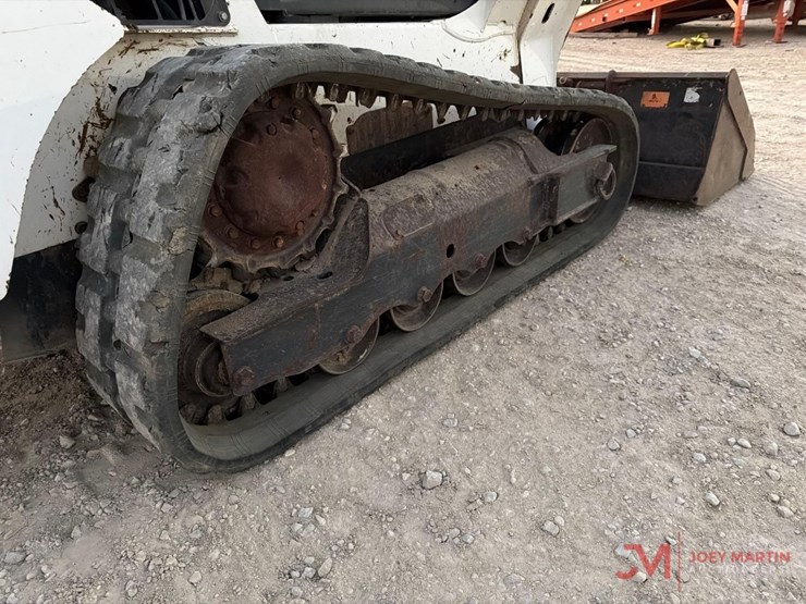 2019-bobcat-t590-image-11