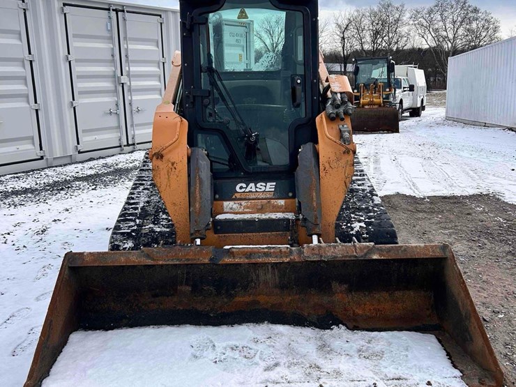 2021-case-tv450b-image-8