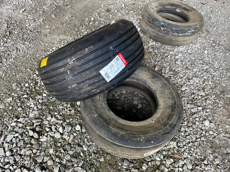#35864-•-11l-15-&-9.5l-14-tire-image-1