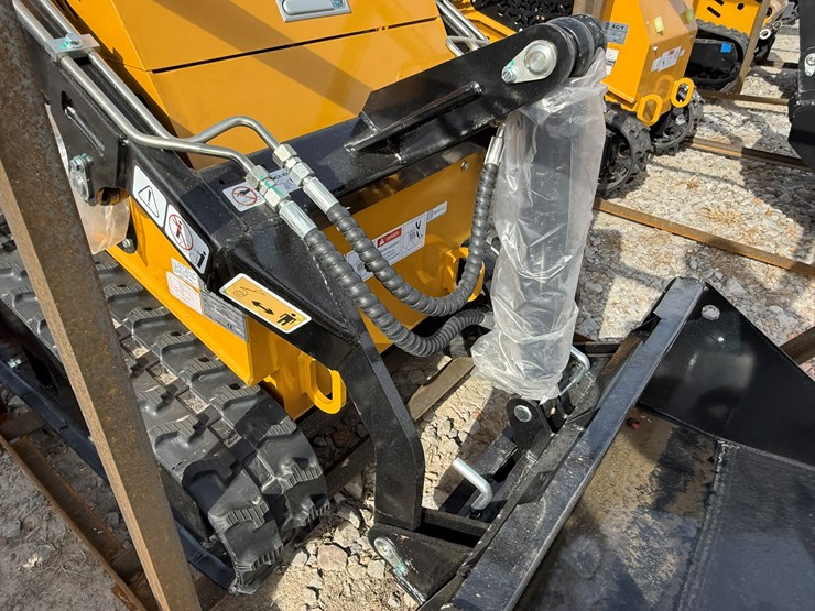 #85-•-unused-agt-mx-mrt14-stand-on-skid-steer-loader-mxmrt142025000992-inv#-35729-image-34