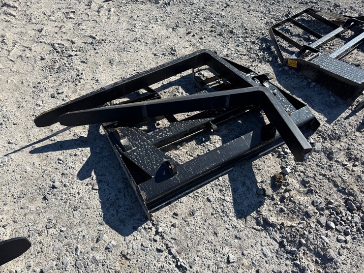 #22777-•-unused-agt-isocpf48-6600-ff-48"-wheel-loader-forks-image-1