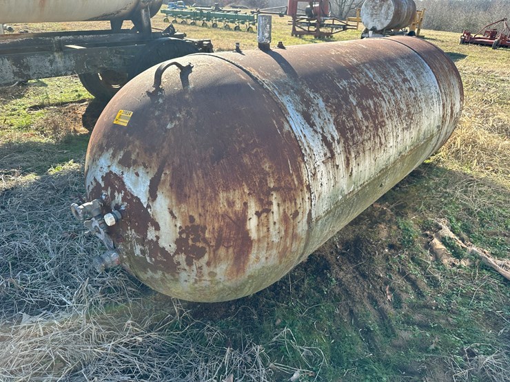 #35824-•-~250-gallon-tank-image-1