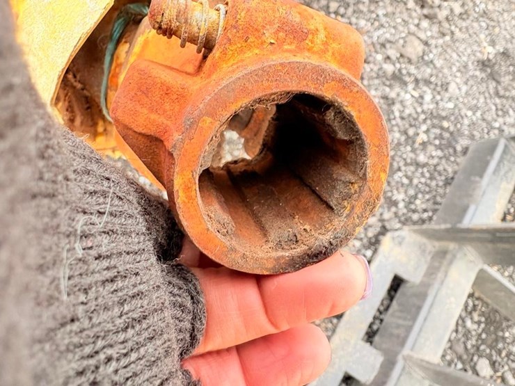 kioti-grooming-mower-image-4