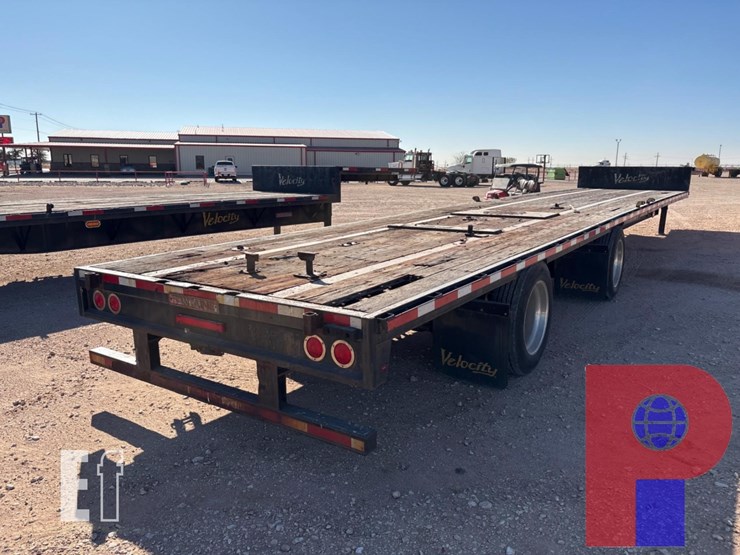 2013-fontaine-step-deck-image-5