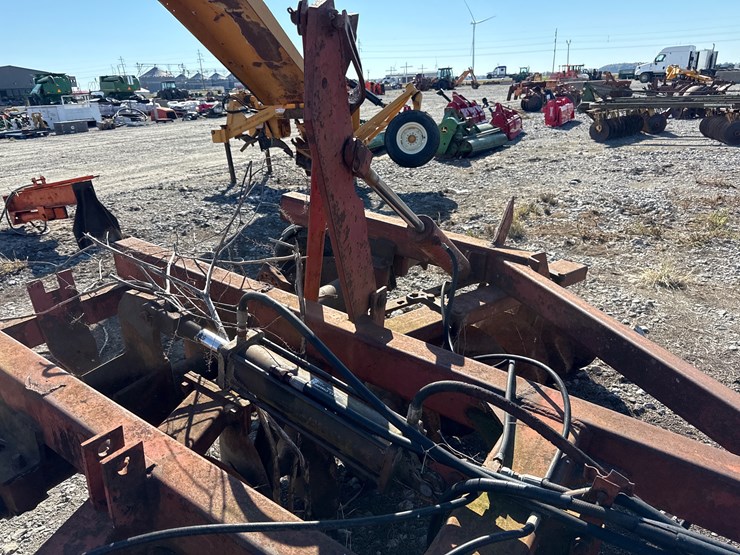 #377-•-inop-~12”-9”-disk-inv#32956-image-15