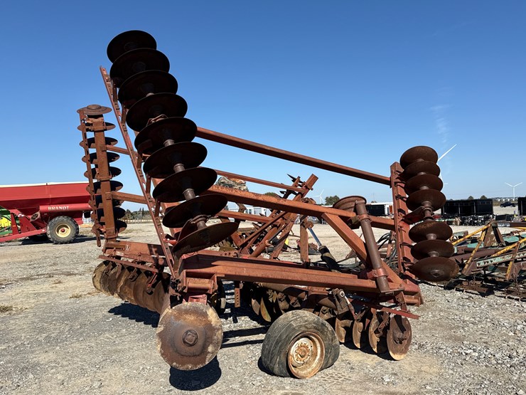 #384-•-international-~25’-disk-inv#29194-image-3