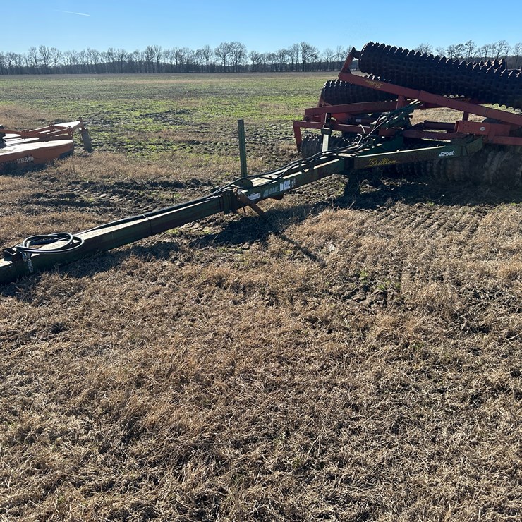 #35264 • Brillion 33' XL144 Cultipacker