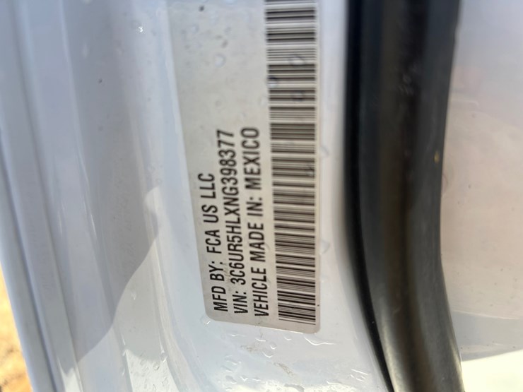 2022-dodge-2500-image-17