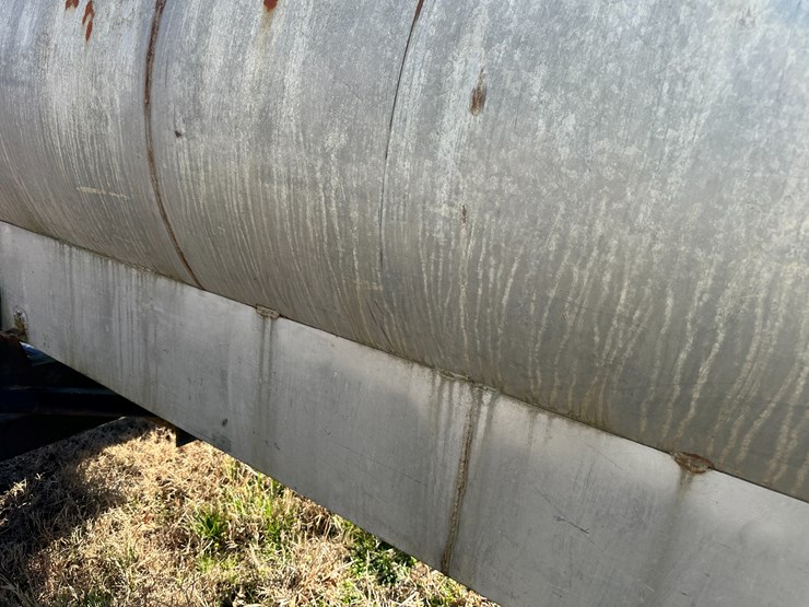 #35822-•-~1,000-gallon-fuel-wagon-image-19
