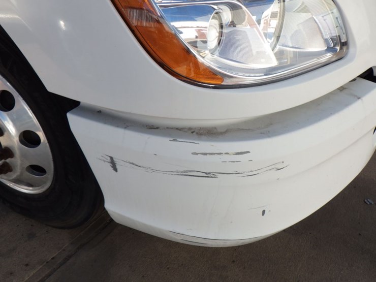 2016-kenworth-t680-image-6