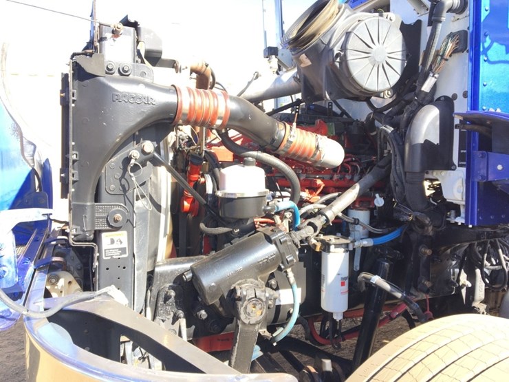 2012-peterbilt-382-image-10