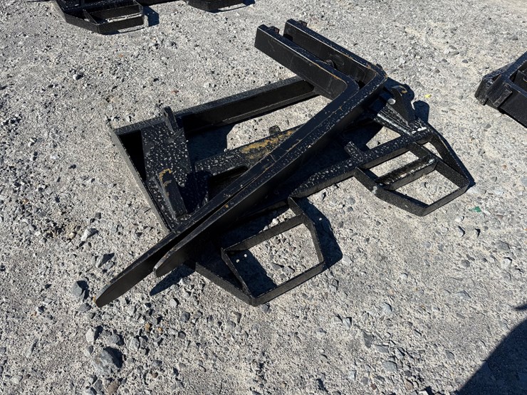 #22778-•-unused-agt-isocpf48-6600-ff-48"-wheel-loader-forks-image-2