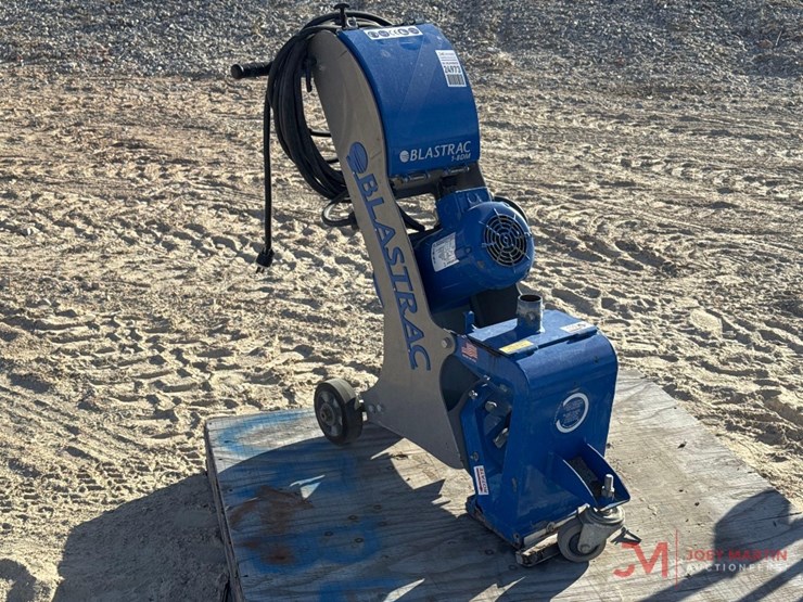 blast-trac-1-8dm-electric-walk-behind-shot-blaster-image-1