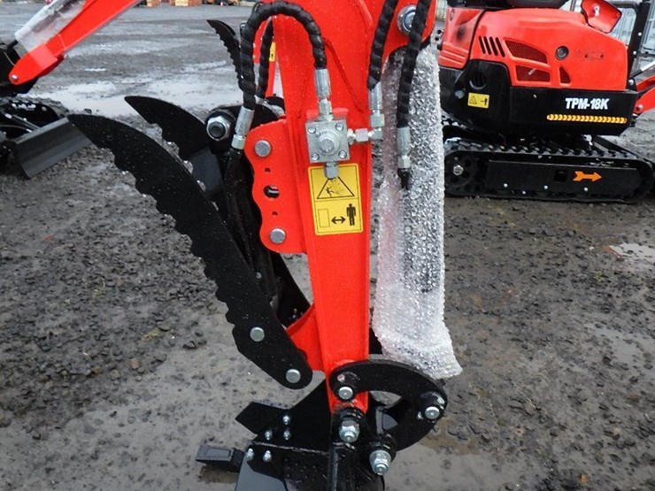 2025-tpm-tpm-20k-hydraulic-excavator-image-13