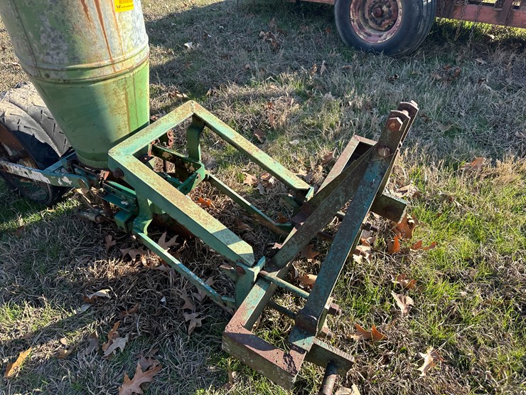 #35854-•-single-row-planter-image-12