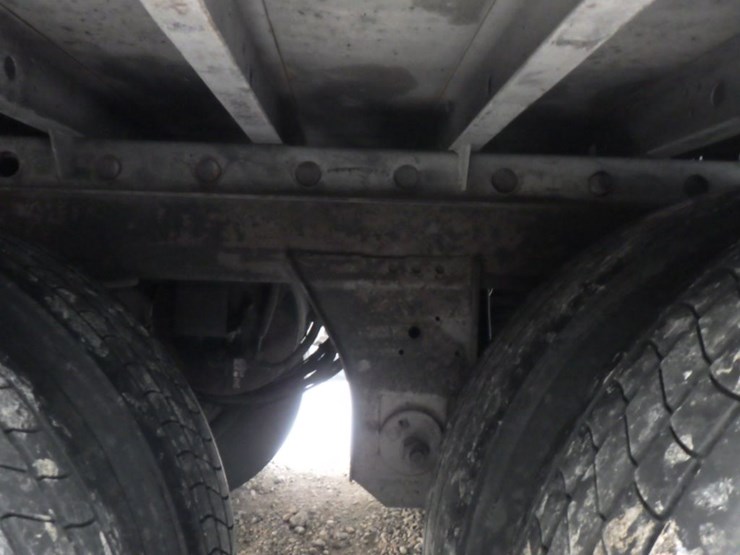 2016-utility-3000r-image-13