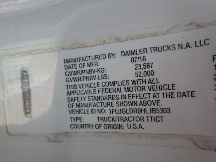 2017-freightliner-cascadia-125-image-21