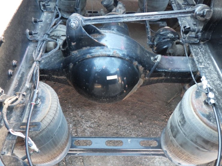 2020-mack-an64t-image-9