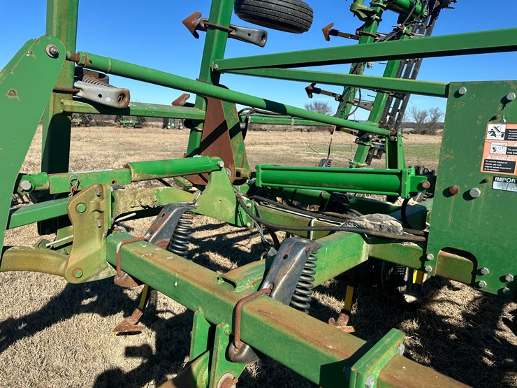 john-deere-27-image-42