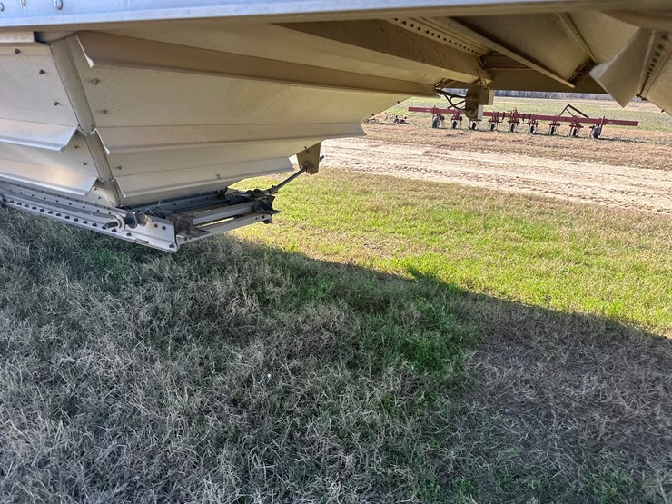 2003-wilson-hopper-bottom-image-46