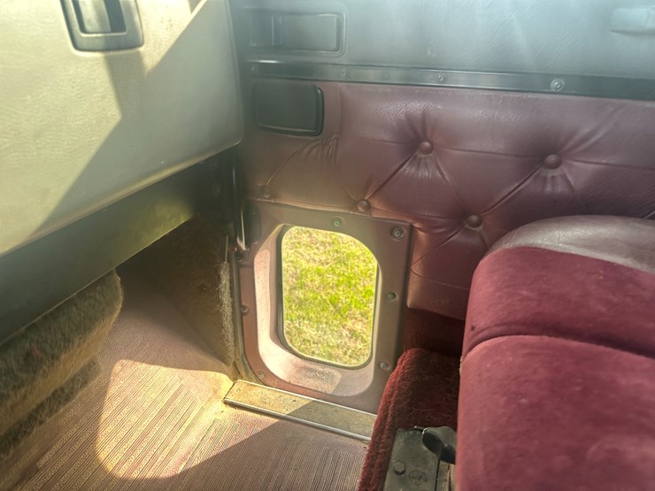 1997-caterpillar-10-image-80