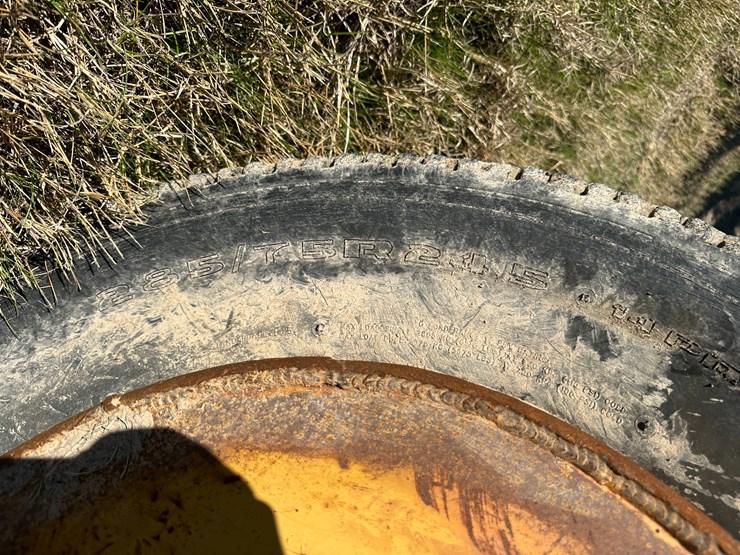 #35253-•-levee-hog-levee-squeeze-w/seeder-and-wheel-type-levee-packer-image-8