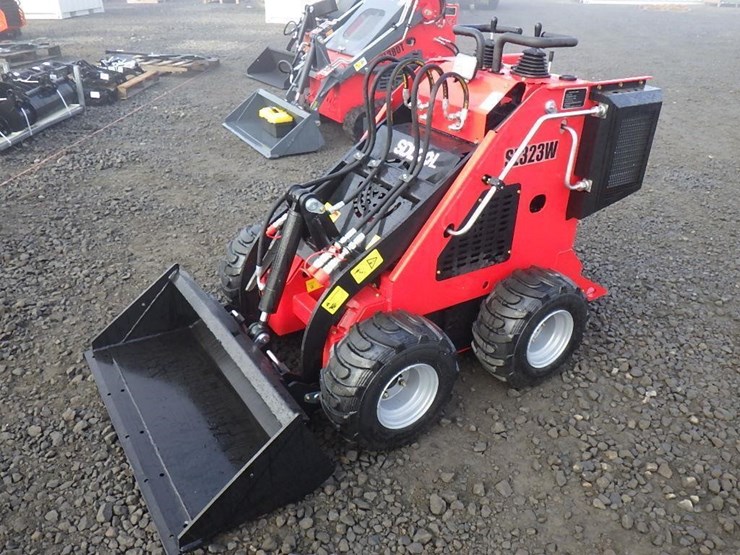 2025-sdlool-323w-skid-steer-loader-image-1