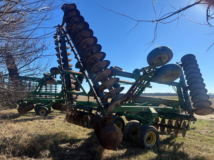 john-deere-27-image-3