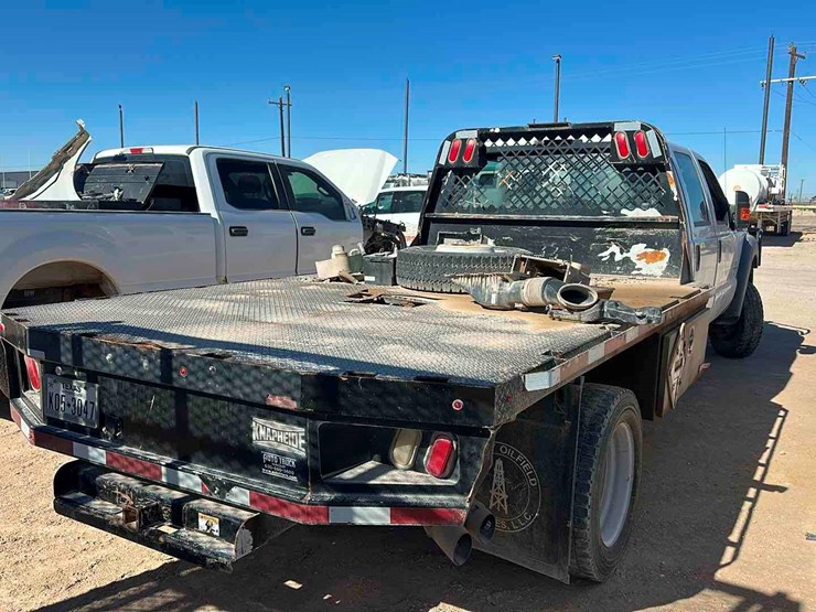 2015-ford-f550-image-3