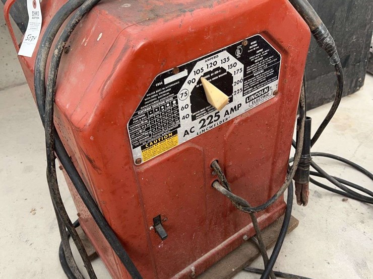 electric-lincoln-welder-image-1